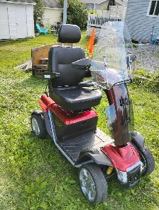 Pride Mobility Pursuit XL Mobility Scooter (fast sale) - Photo 4