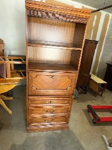 Free delivery used Vintage Wood Secretary Desk with Hutch - Photo 5