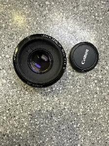 Canon 59mm EF Lens II 1 . 8 - Photo 2