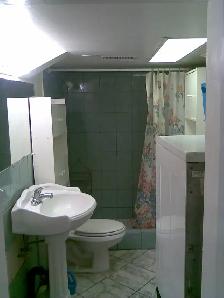 Two Bedrooms Basement Furnished Apartment, Steps to Subway - Photo 7