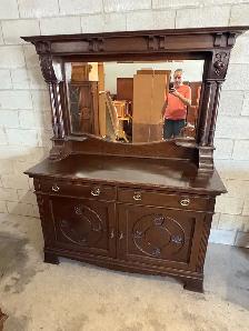 Free delivery Antique Oak Sideboard made in England - Photo 2