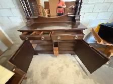 Free delivery Antique Oak Sideboard made in England - Photo 7