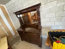 Free delivery Antique Oak Sideboard made in England - Photo 10