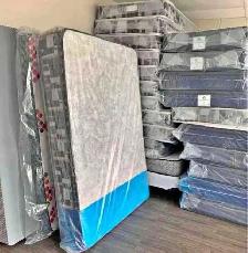 King Mattress / Full Mattress | Twin Mattress . Queen Mattress - Photo 8