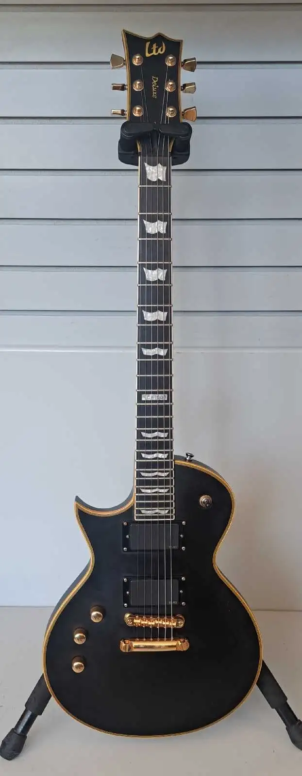 Left Handed LTD Deluxe EC1000 Guitar (27856987)