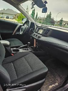 2018 TOYOTA RAV4 LE, Very low mileage, Excellent condition - Photo 7