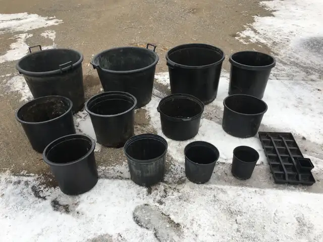 Plastic Pots all sizes