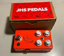 JHS Pedals Pulp 'N' Peel V4 compressor and preamp pedal.