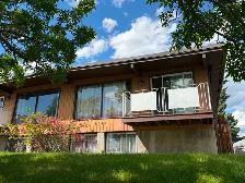 Large 4 Bedrooms For rent at Dalhousie Dr NW