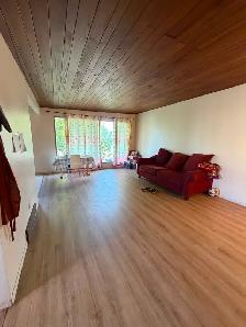 Large 4 Bedrooms For rent at Dalhousie Dr NW - Photo 2