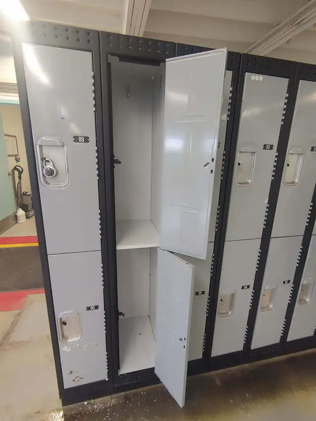 Metal lockers- SALE