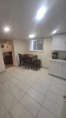 Sandy Hill furnished room in 3 Bdrm unit 5 minutes to Ottawa U - Photo 8