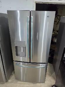 GE 33' Stainless Steel French Door Fridge Bottom Freezer W/ Ice