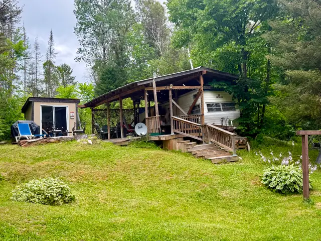Trailer for Sale Munro Campground Park – Powassan, ON