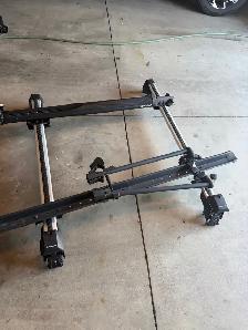 Volkswagen Roof Rack with 2 bike racks - Photo 3