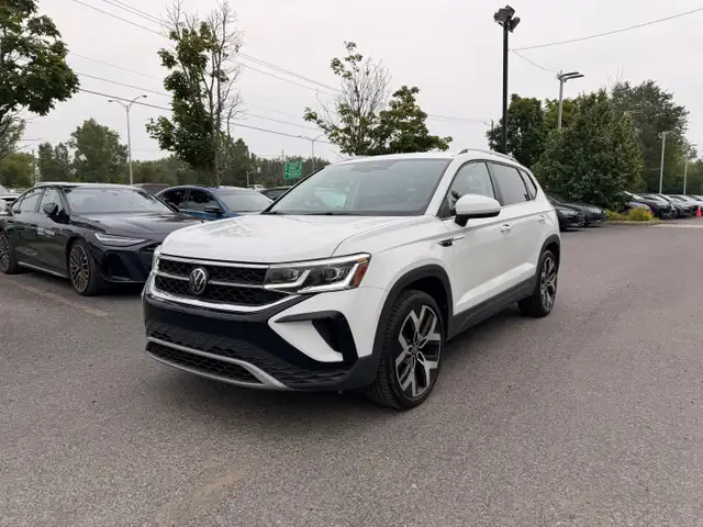 2022 Volkswagen Taos Highline | Toit ouvrant | Cuir | Navi | App