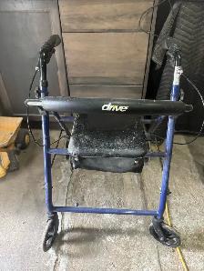 Wheelchair - Photo 4