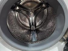 ALMOST NEW Electrolux 27' White Front-Load Washer Dryer Tower - Photo 3