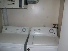 4 bedroom house - heat and light included - Photo 3