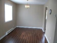 4 bedroom house - heat and light included - Photo 4