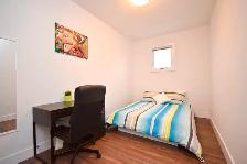Private female-room, 5-minute walk to the uOttawa FREE UTILITIES - Photo 4