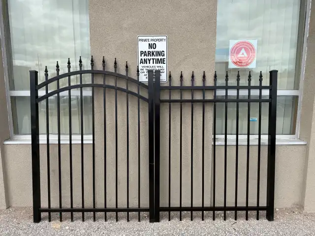Single and Dual Swing Aluminum Gates