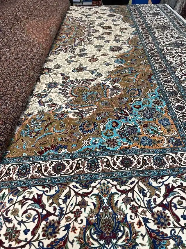 PERSIAN RUGS IMPORTER TORONTO SHOWROOM BLOWOUT 70% OFF (38)