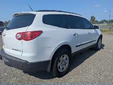 2010 Chevrolet Traverse LS - Photo 5