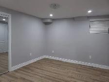 Large LEGAL Luxurious 2 BEDROOM basement for rent - Photo 5