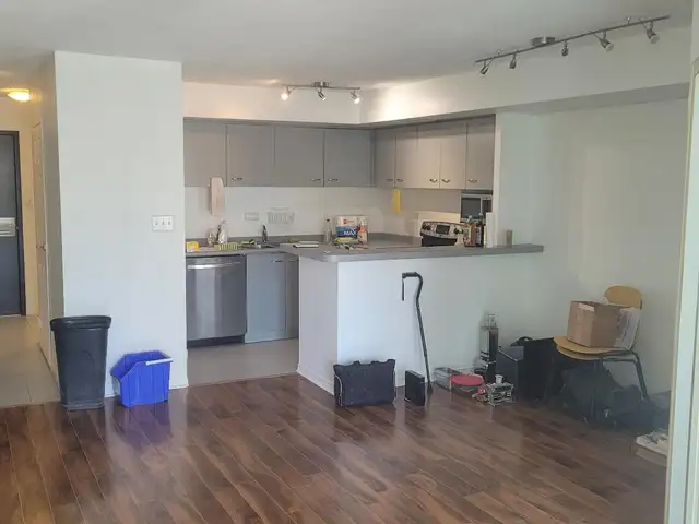 Toronto ON - 1 Bdrm, Waterfront Community Available Now $2000/Mo