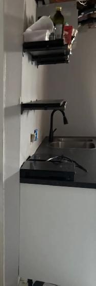 400 sw ft room - Photo 5