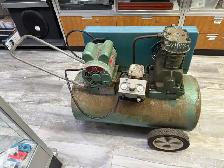 Speedaire 3Z355F 20 gallon vintage air compressor - Photo 2