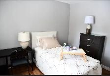 Private Bedroom  – Female Only (Available Sept 1st) - Photo 2