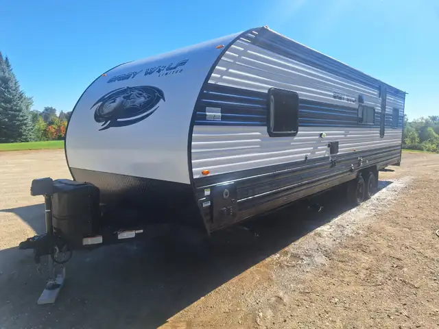 2023 Grey Wolf trailer