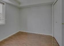 684 Warden Avenue 1 Den bedrooms - Photo 3