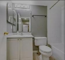 684 Warden Avenue 1 Den bedrooms - Photo 4