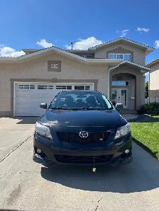 2010 Toyota Corolla LE-Sport - Photo 2