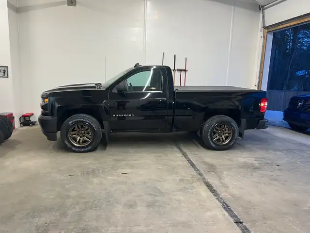2017 Chevrolet Regular Cab Shortbox 4x4