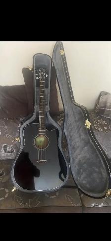 Yamaha acoustic/electric guitar for sale asking $500 - Photo 3