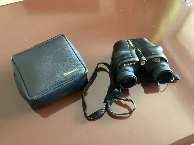jumelle bushnell $75.00