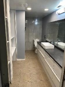 Spacious 2-Bedroom Basement Suite for Rent – Shared Laundry - Photo 5