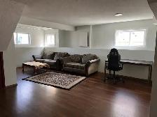 Spacious 2-Bedroom Basement Suite for Rent – Shared Laundry - Photo 6