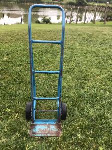 HEAVY DUTY METAL DOLLY