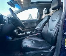 Loaded 2016 Ford Edge Titanium - Photo 4