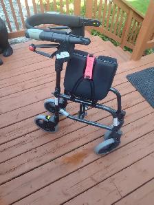 Nexus 4 wheel folding Walker - Photo 2