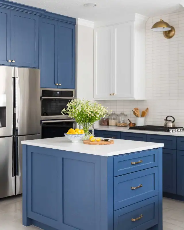 looking for kitchen cabinets painting job