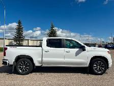 2023 Chevrolet Silverado 1500 RST - Photo 2