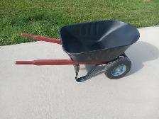 Yardworks Steel Tray 2-Wheel Garden Wheelbarrow, 6-cu-ft - Photo 3