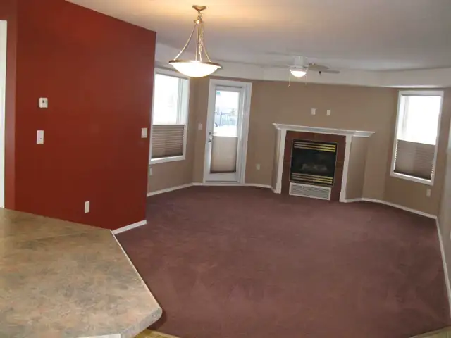 2 (BED)ROOM, River Grand Condo, Riverdale Community