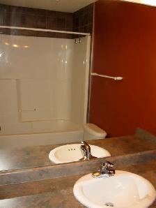 2 (BED)ROOM, River Grand Condo, Riverdale Community - Photo 9